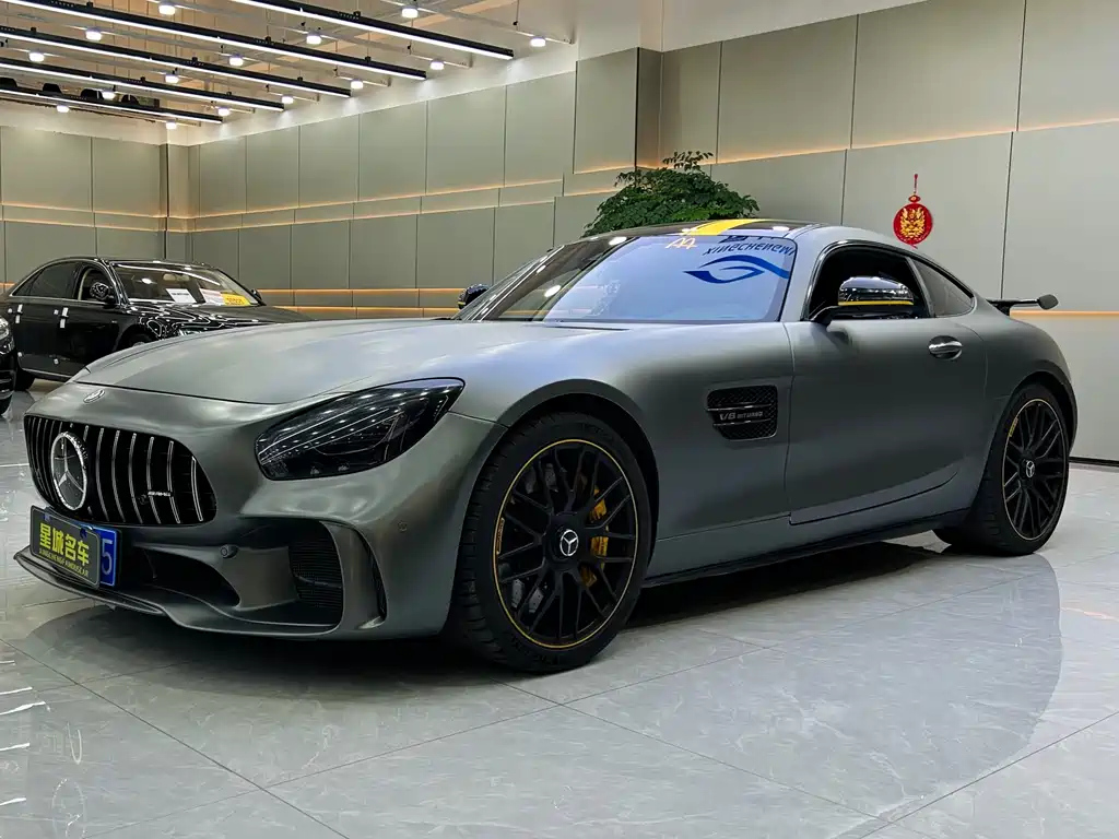 MERCEDES BENZ AMG GT 2017