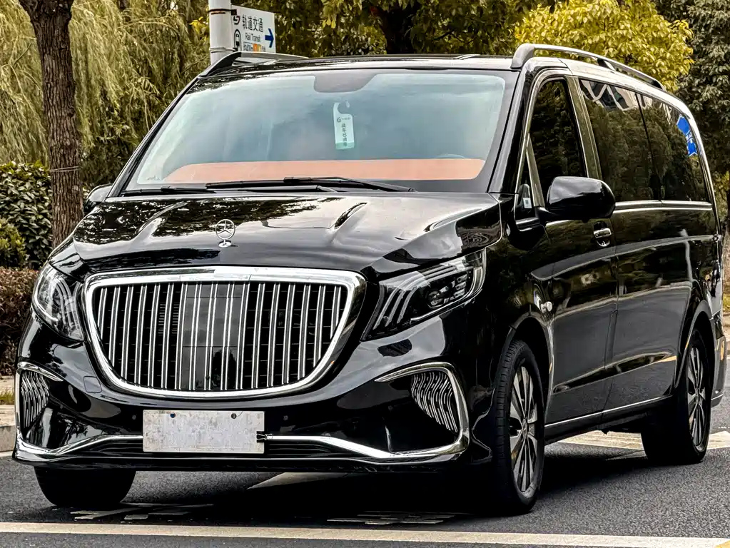 MERCEDES BENZ VITO 2024