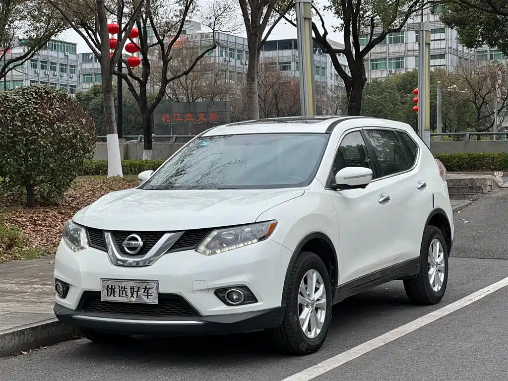 NISSAN X-TRAIL 2017