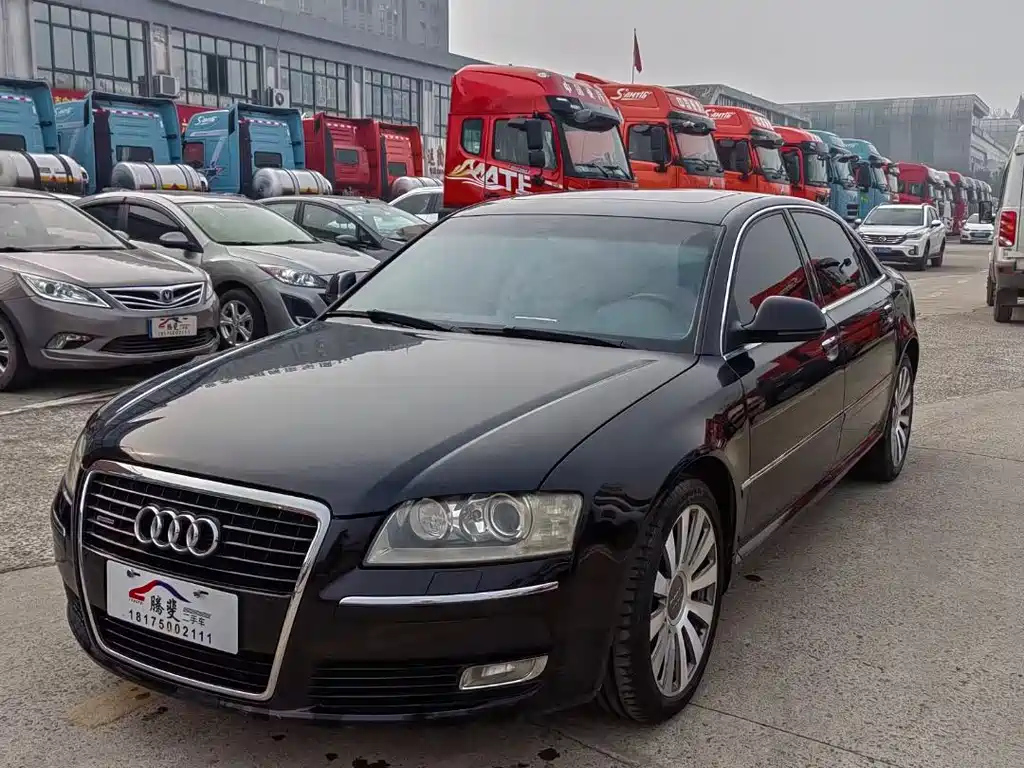 AUDI A8 2010