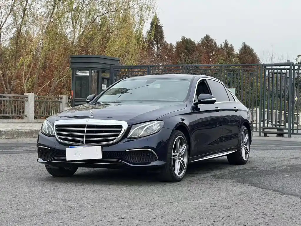 MERCEDES BENZ E-CLASS 2020