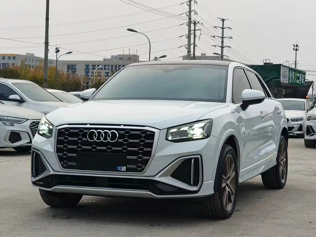 AUDI Q2L 2022